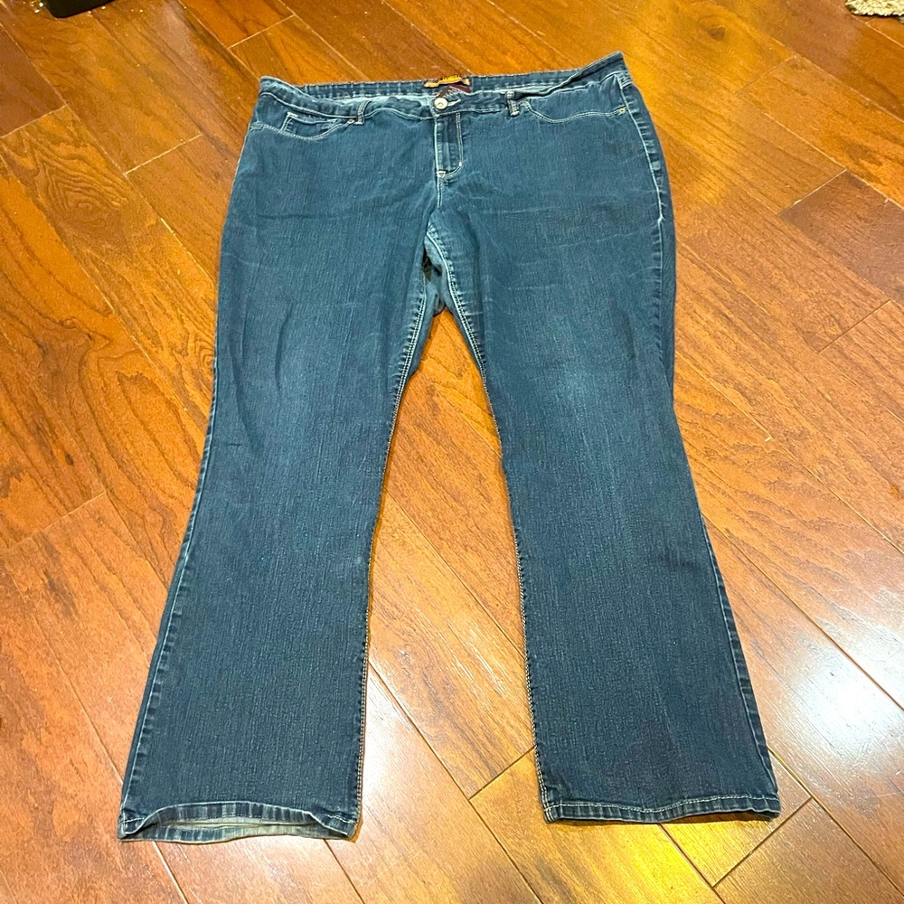 2 BWU To Be With You Denim Jean Bootcut Pants Size 24